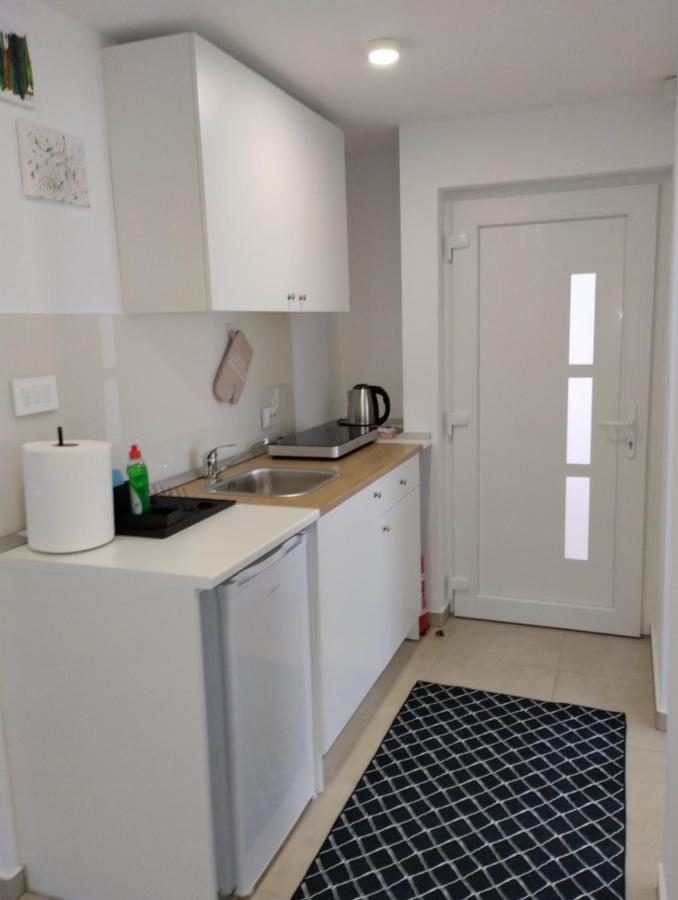 Marija Apartman Osijek Bagian luar foto