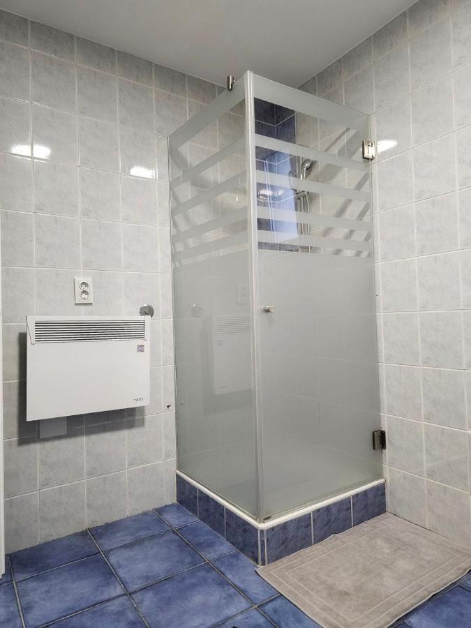 Marija Apartman Osijek Bagian luar foto